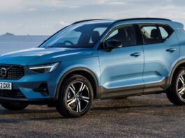 Volvo XC40 2023