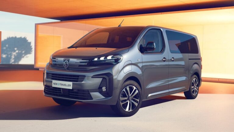 PEUGEOT E-TRAVELLER