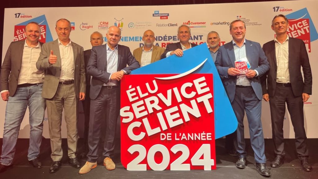 Renault et Dacia sont conjointement déclarées lauréates de la 17ème édition de l’Élection du Service Client de l’Année 2024, dans la catégorie « Constructeur automobile »