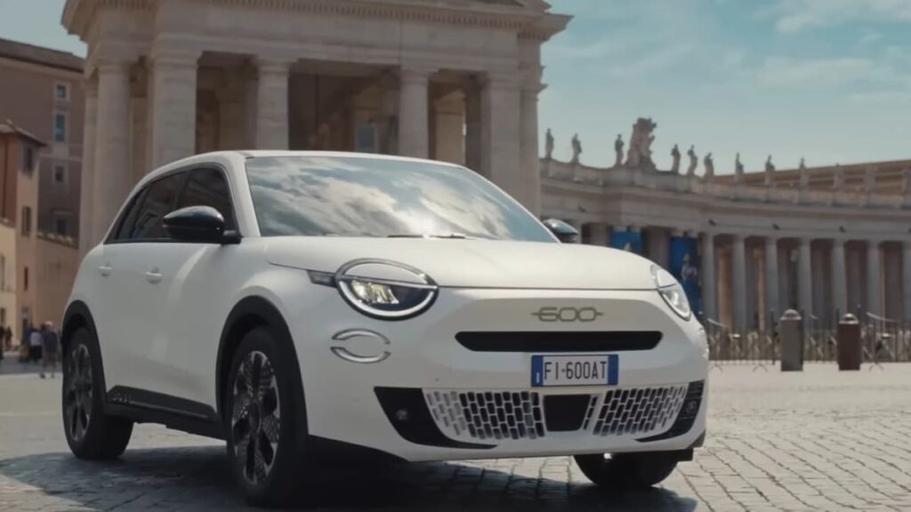 La Fiat 600e fête sa première suisse à l’Auto Zürich (du 2 au 5 novembre 2023) fiat 600e