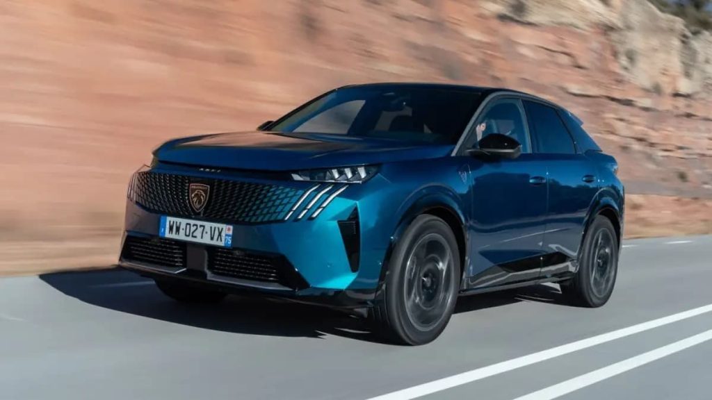 Nouveau Peugeot e-3008 : voici les tarifs en France peugeot e3008