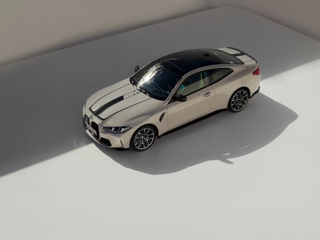 BMW M4 Competition M xDrive Coupé & Cabriolet
