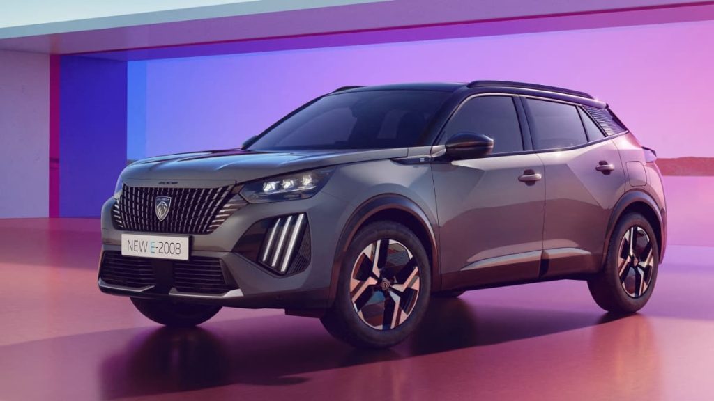PEUGEOT E-2008