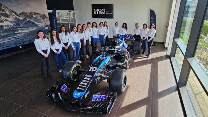 BWT Alpine F1 Team - BWT Alpine F1 Team et Microsoft accueillent des étudiantes de Melbourne pour Race Into STEM au Grand Prix d’Australie