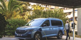 Ford Tourneo Connect PHEV 2024