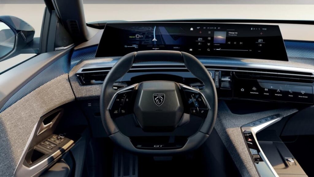 Peugeot e-3008 i-cockpit