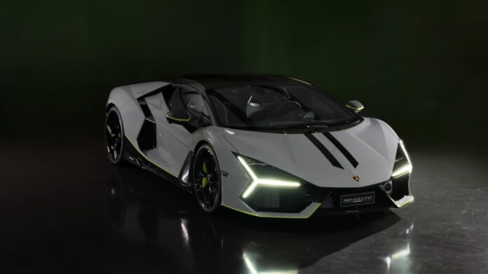 Lamborghini Revuelto