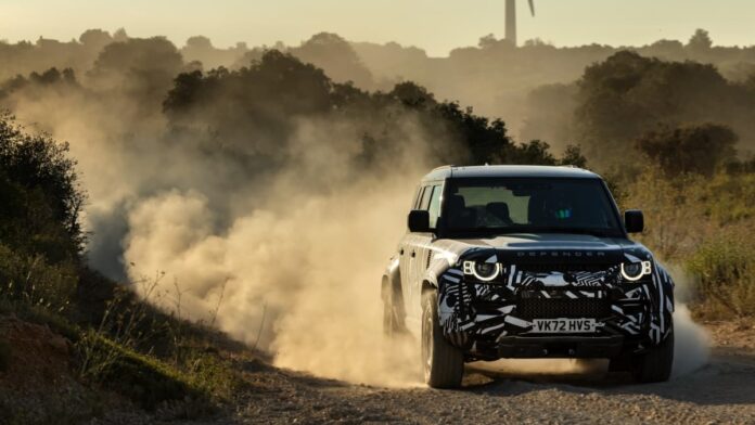 Land Rover Defender OCTA 2024 © Land Rover