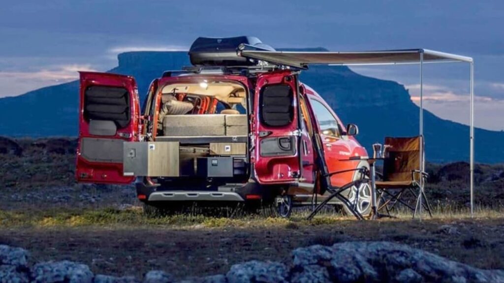 Le camping-car Dacia Yevana peut-il réellement couter moins de 10 000 € ? camping-car Dacia Yevana 2024 @ YEVANA CAMPER