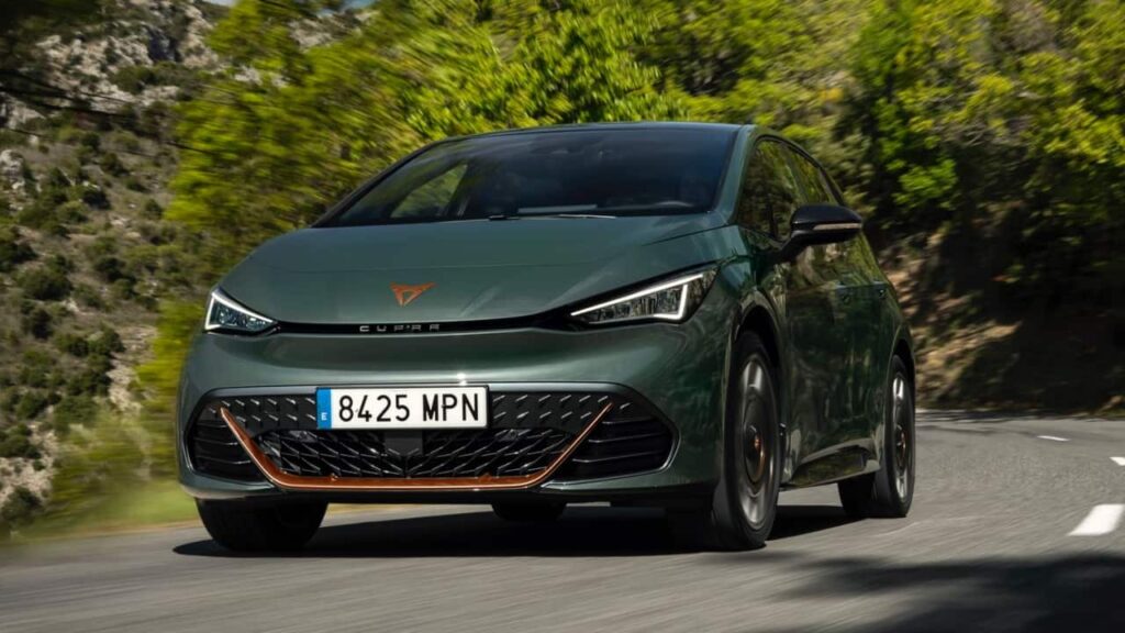 CUPRA Born VZ 100% électrique ©CUPRA