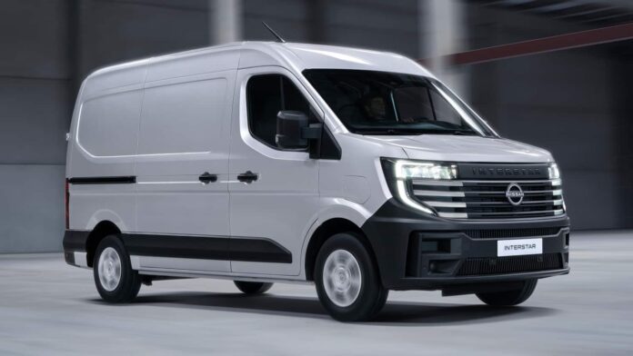 Nissan Interstar Diesel 2024 ©Nissan