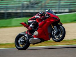 Ducati PANIGALE V4S 2024