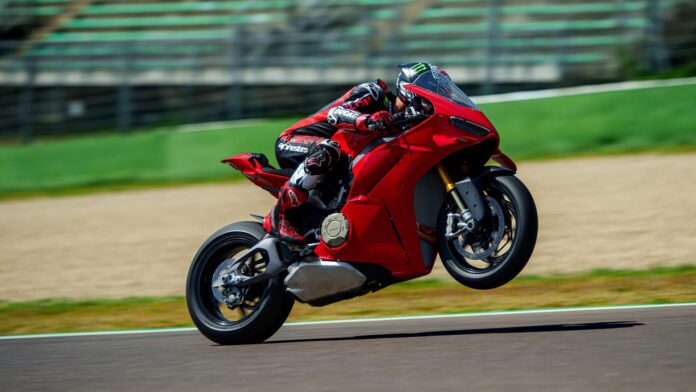 Ducati PANIGALE V4S 2024