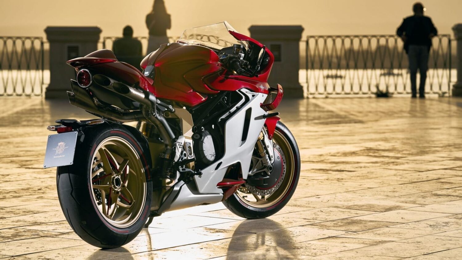 MV Agusta Superveloce 1000 Serie ORO 2024