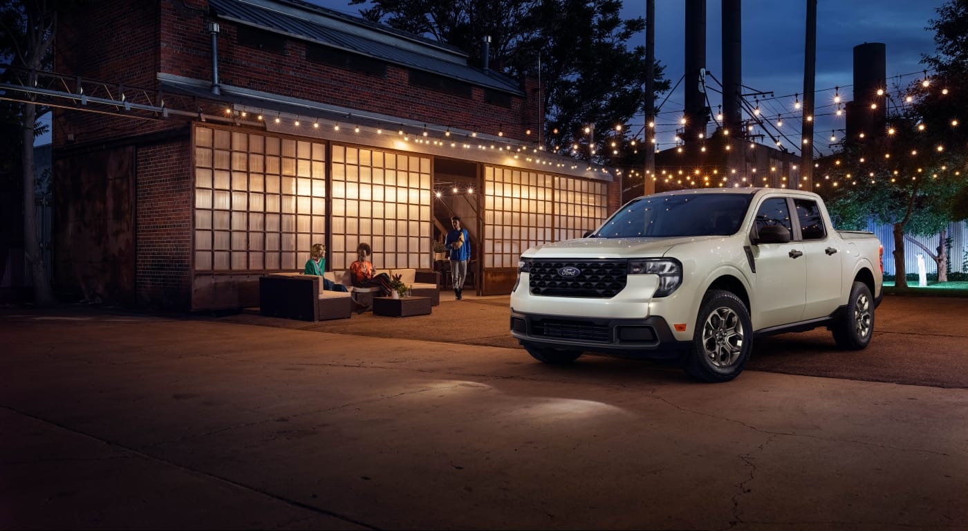 2025 Ford Maverick XLT in Desert Sand