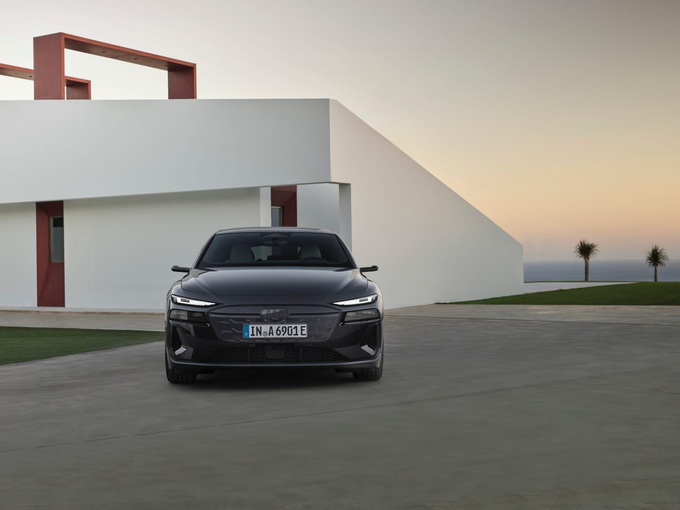 Audi A6 Avant e-tron 2024