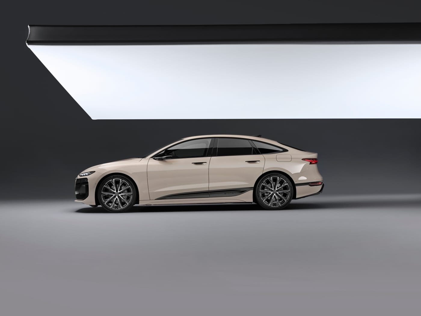 Audi A6 Sportback e-tron 2024