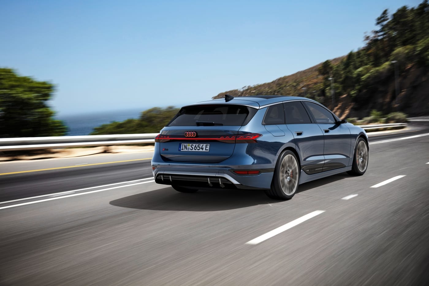 Audi S6 Avant e-tron 2024