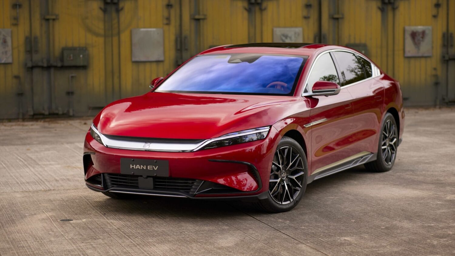 BYD HAN 2024 - taxes en Europe sur les véhicules électriques importés de Chine