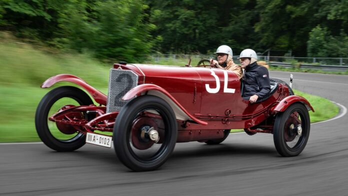 Mercedes 2 Litre Targa-Florio Rennwagen