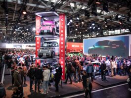 Mondial de l’Auto Paris 2024 enregistre un record de 500 000 visiteurs en seulement 6 jours