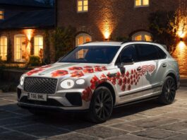 Bentley Bentayga EWB Mulliner - Remembrance Day - Poppy Car 2024