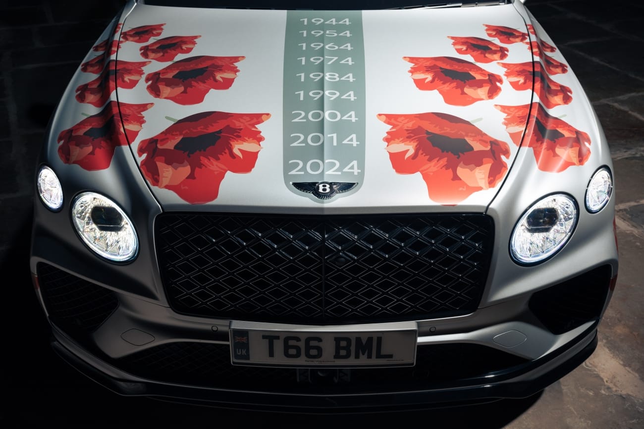 Bentley Bentayga EWB Mulliner - Remembrance Day - Poppy Car 2024