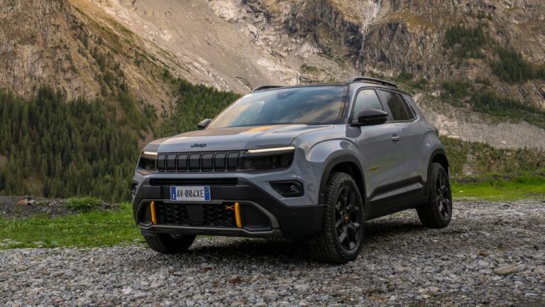 La Jeep Avenger devient encore plus attractive en 2025 - MotorsActu