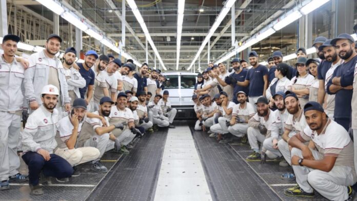 L'usine Fiat en Algérie bat des records de production et mise sur la formation des jeunes