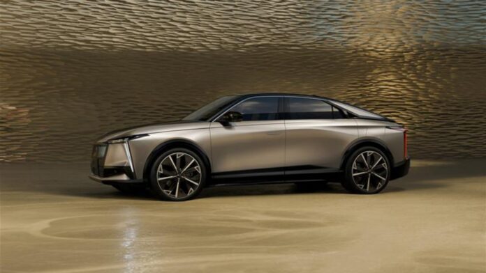 DS Automobiles électrise le Salon de Bruxelles 2025 avec son nouveau fleuron DS N°8