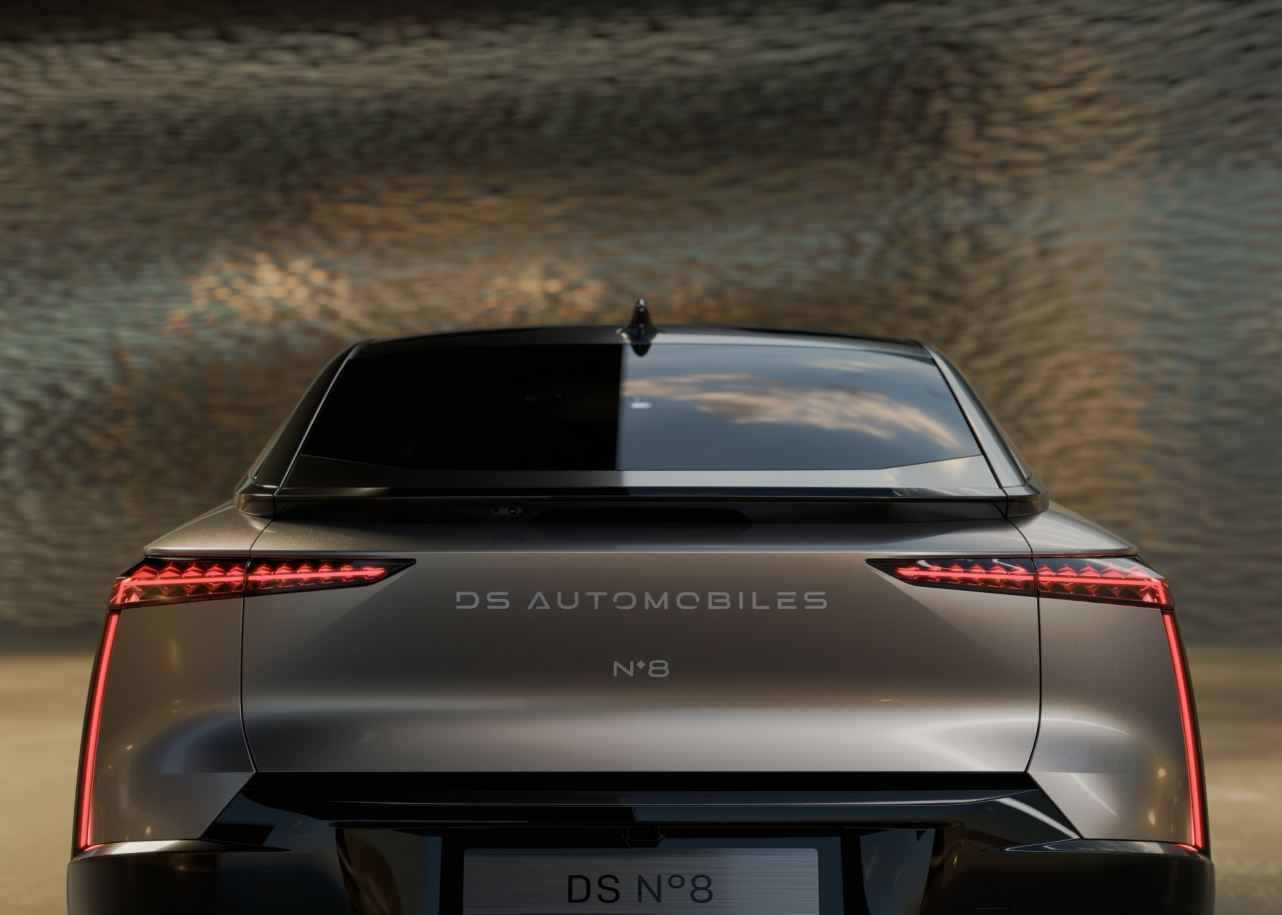 DS N°8 2025