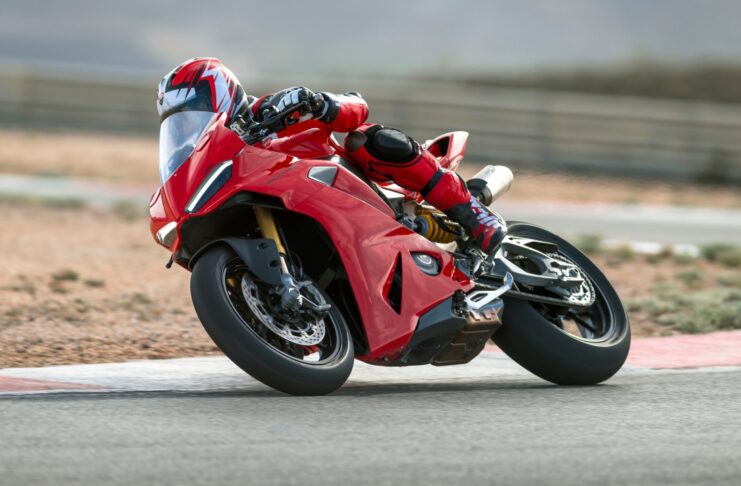 Ducati Panigale V2 - Ducati Riding Experience 2025