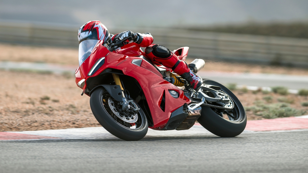 Ducati Panigale V2 - Ducati Riding Experience 2025