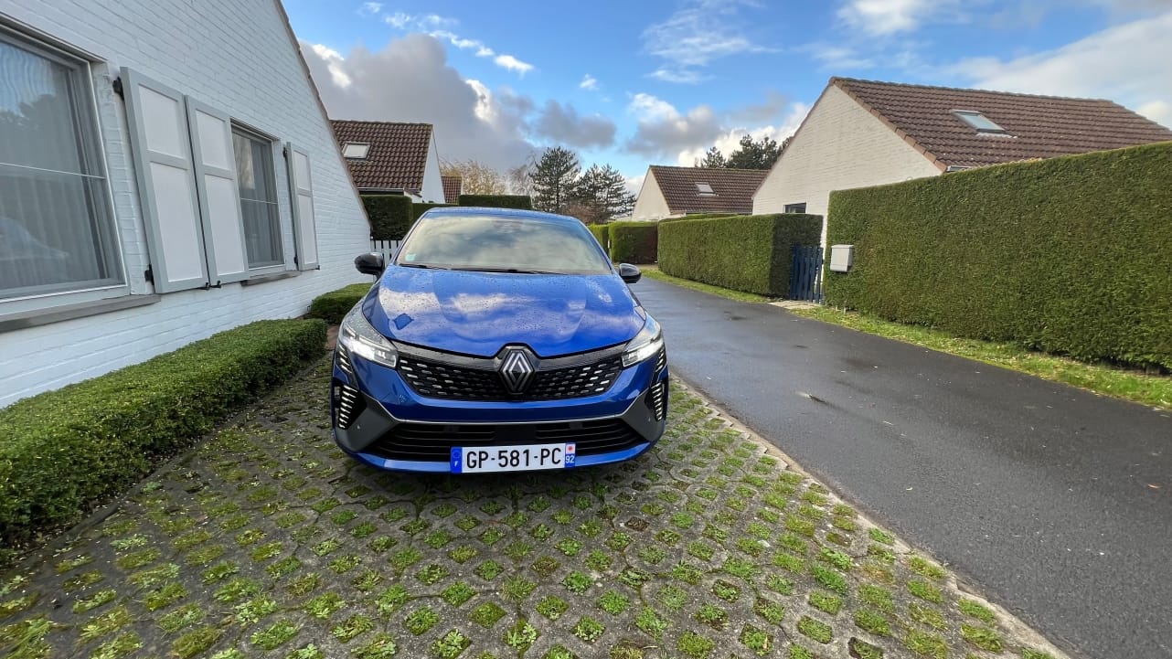 Essai Renault Clio E-Tech 145 Esprit Alpine 2024