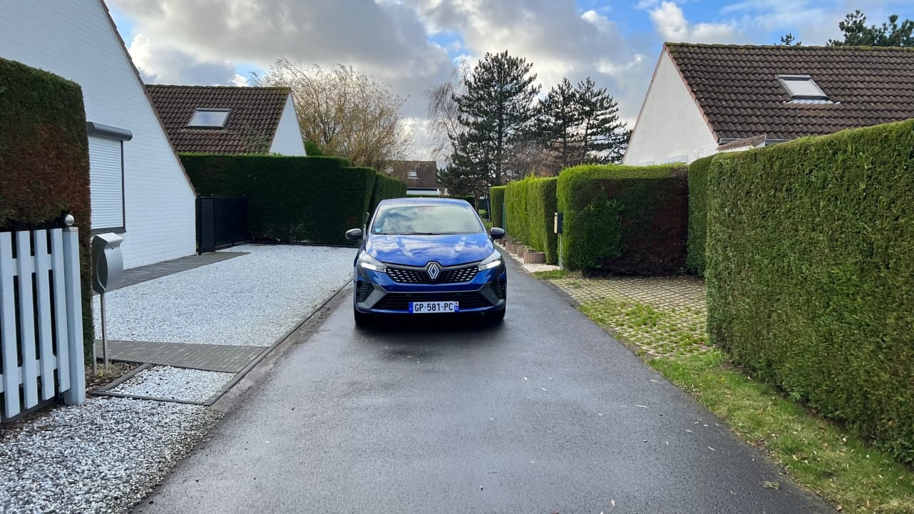 Essai Renault Clio E-Tech 145 Esprit Alpine 2024