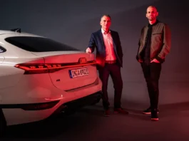 La nouvelle A6 e-tron est la premère Audi à disposer de l'éclairage des quatre anneaux à l'arrière, les concepteurs en parlent