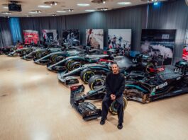 Les Flèches d'Argent de Lewis Hamilton s'exposent au Musée Mercedes-Benz