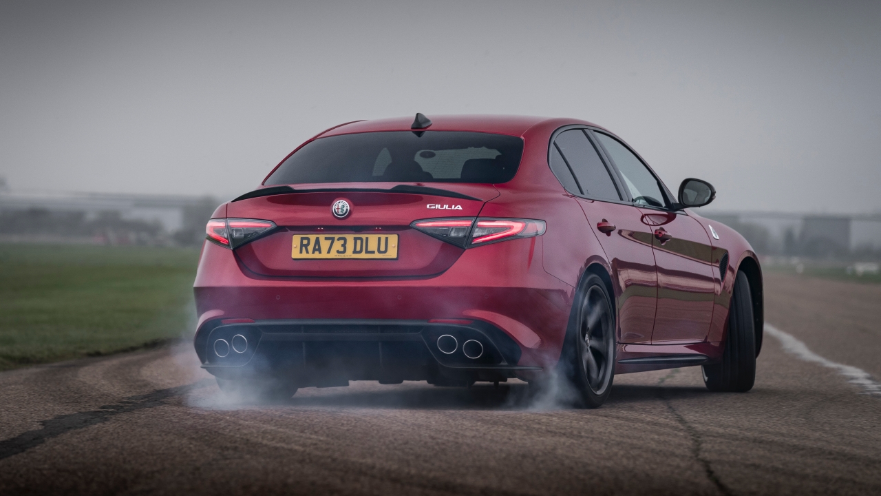 Alfa Romeo Giulia Quadrifoglio 2025