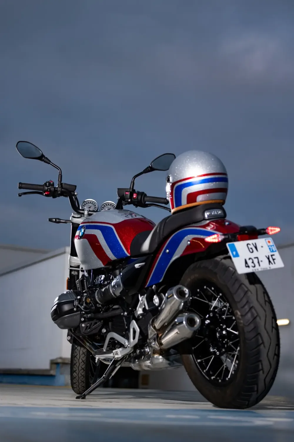 BMW R 12 Julie Wood 2025