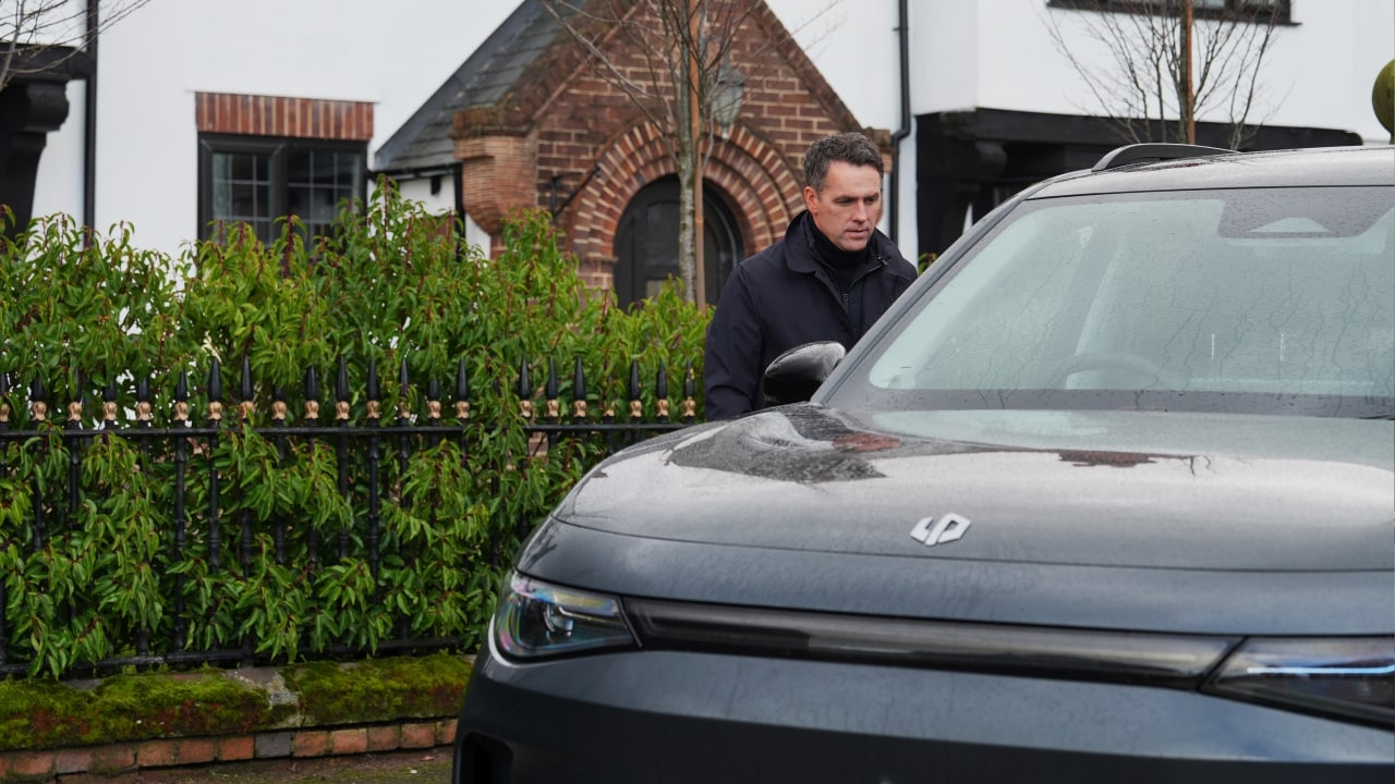 Michael Owen devient le premier client britannique de Leapmotor