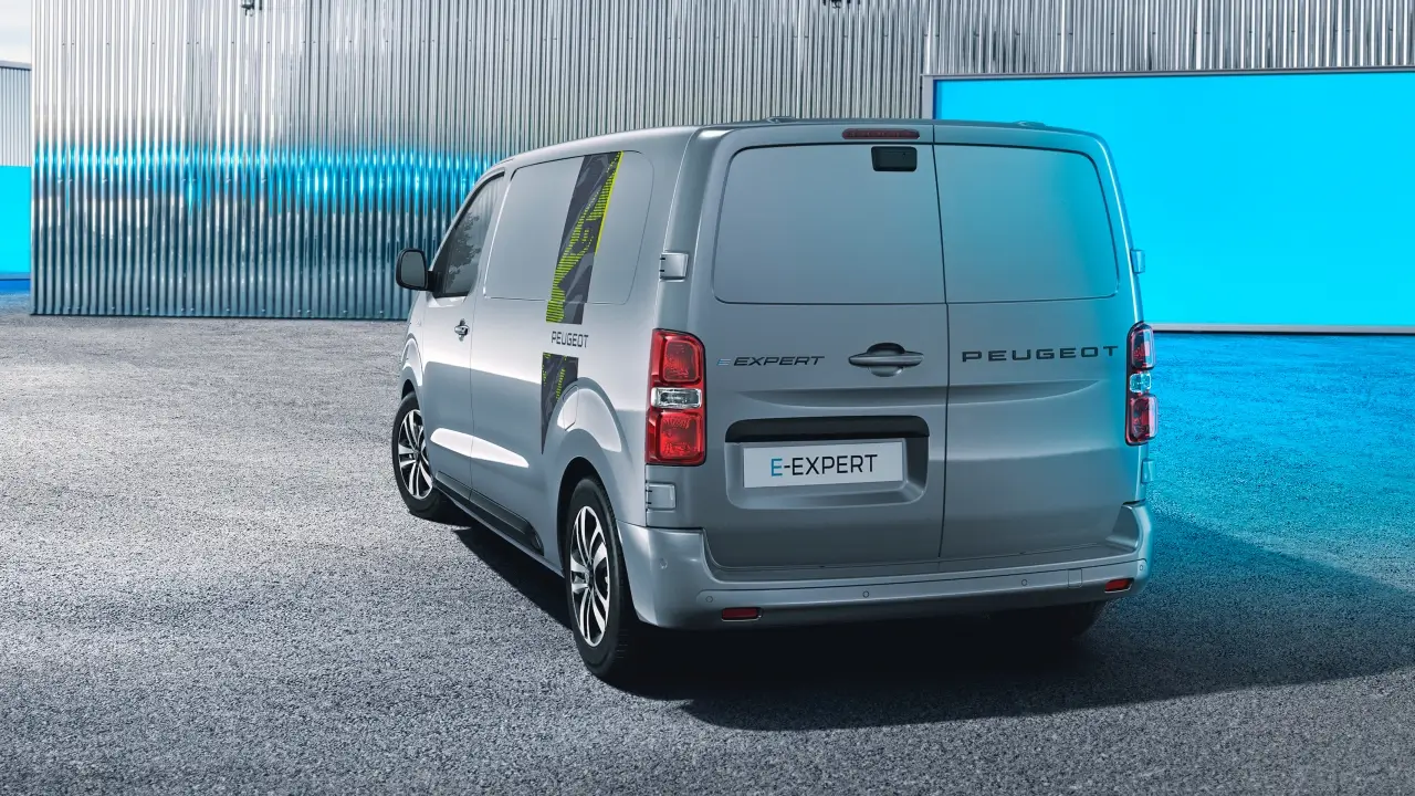 PEUGEOT E-Expert Tech Edition 2025