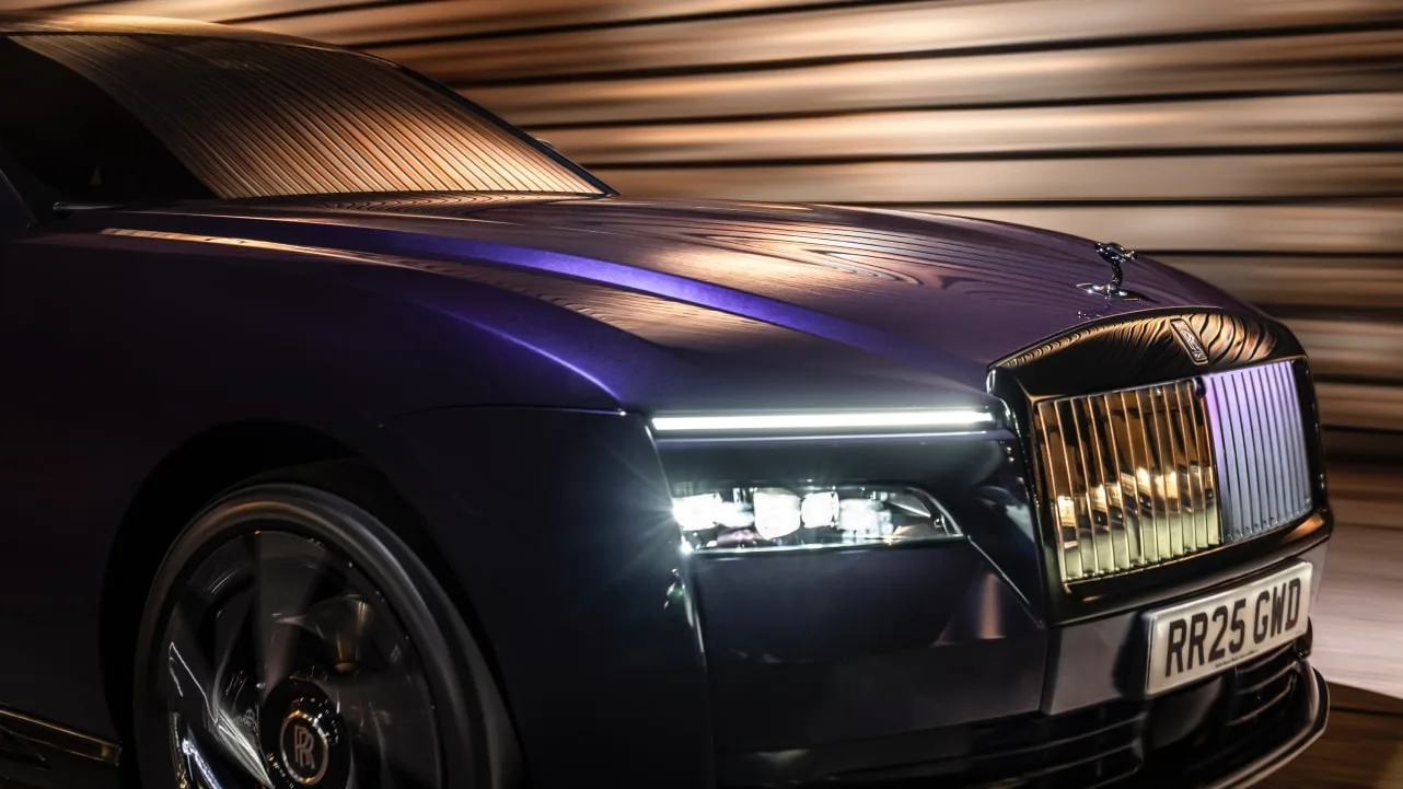 Rolls-Roye Black Badge Spectre 2025