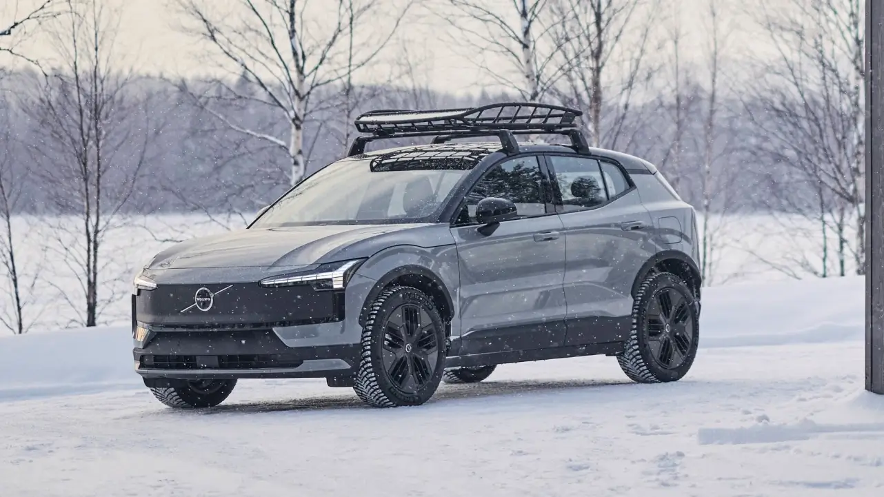 Volvo EX30 Cross Country 2025