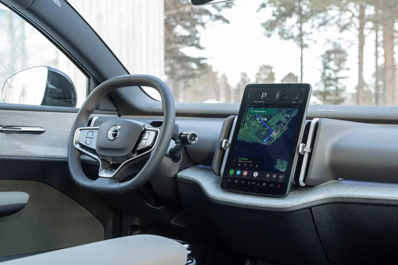 Volvo EX30 Cross Country 2025