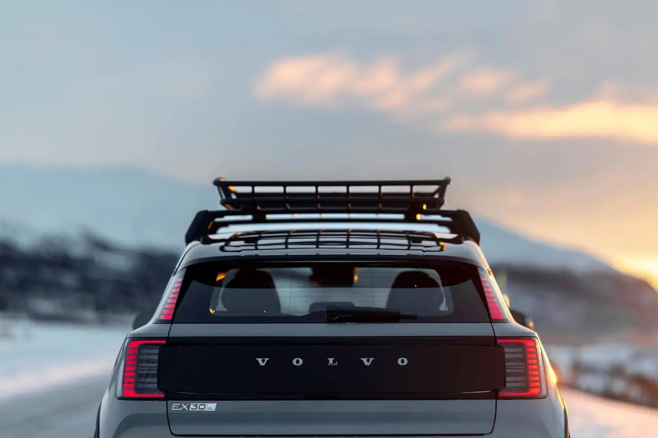 Volvo EX30 Cross Country 2025