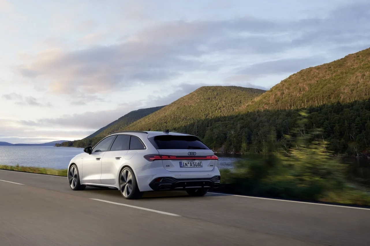 Audi A5 e-hybride quattro Blanc Glacier