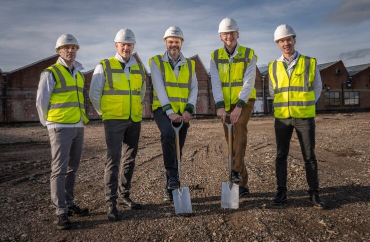 Bentley Pose la Première Pierre de son Centre Logistique Intégré pour un Futur Électrique