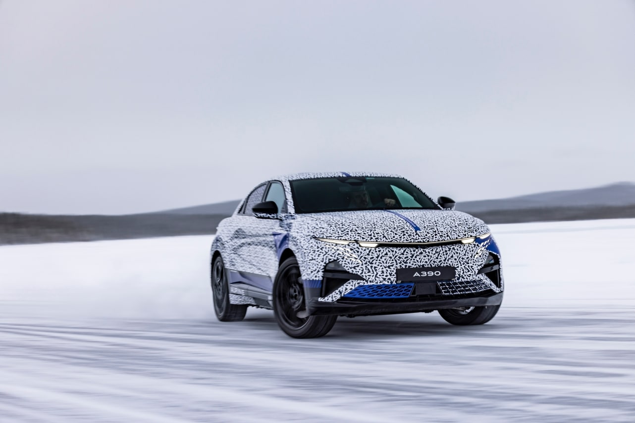 Essai Alpine A390 2025