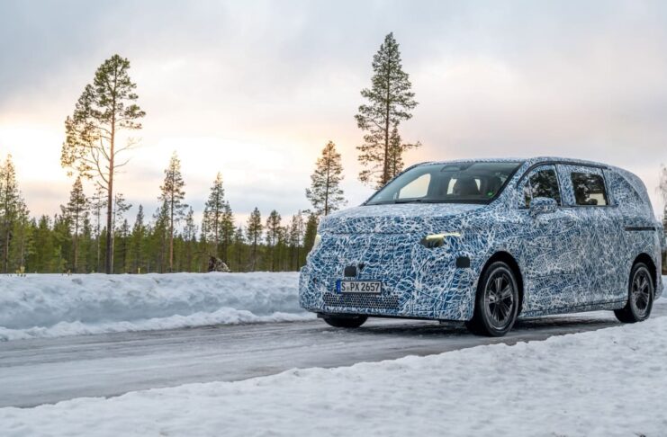 Mercedes-Benz Van EA Essais Hivernaux