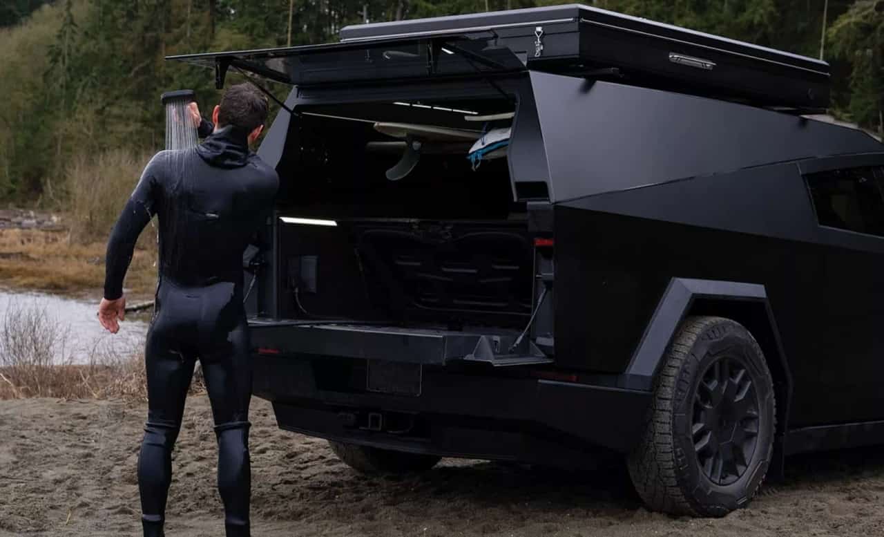 Tesla Cybertruck Space Camper